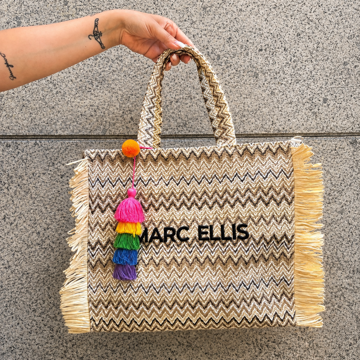 Borsa mare Marc Ellis con nappa multicolor