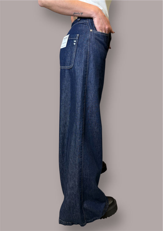 JEANS PLEASE