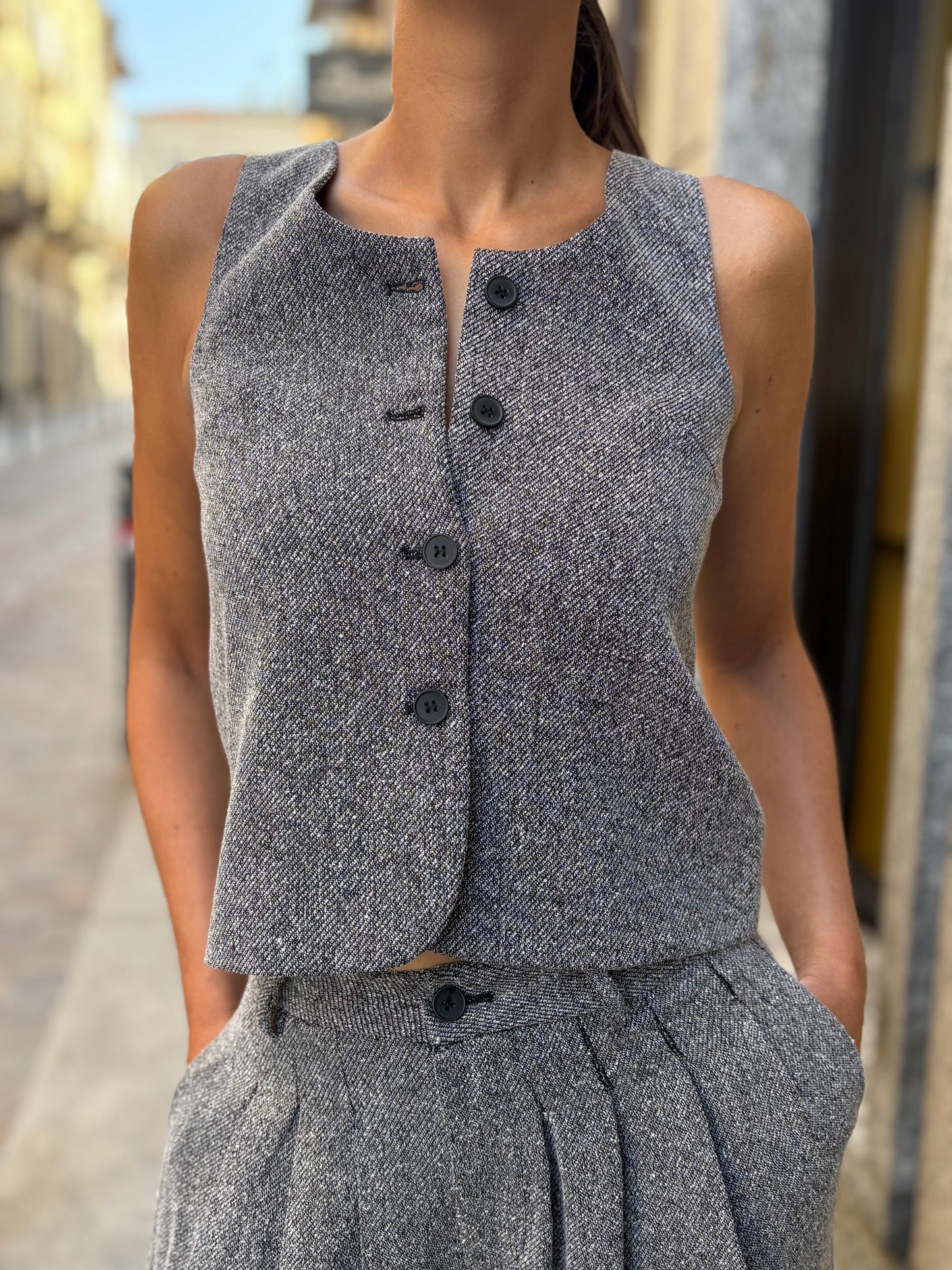 GILET IN TWEED GRIGIO