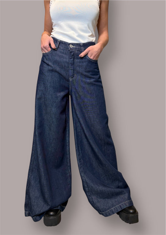 JEANS PLEASE