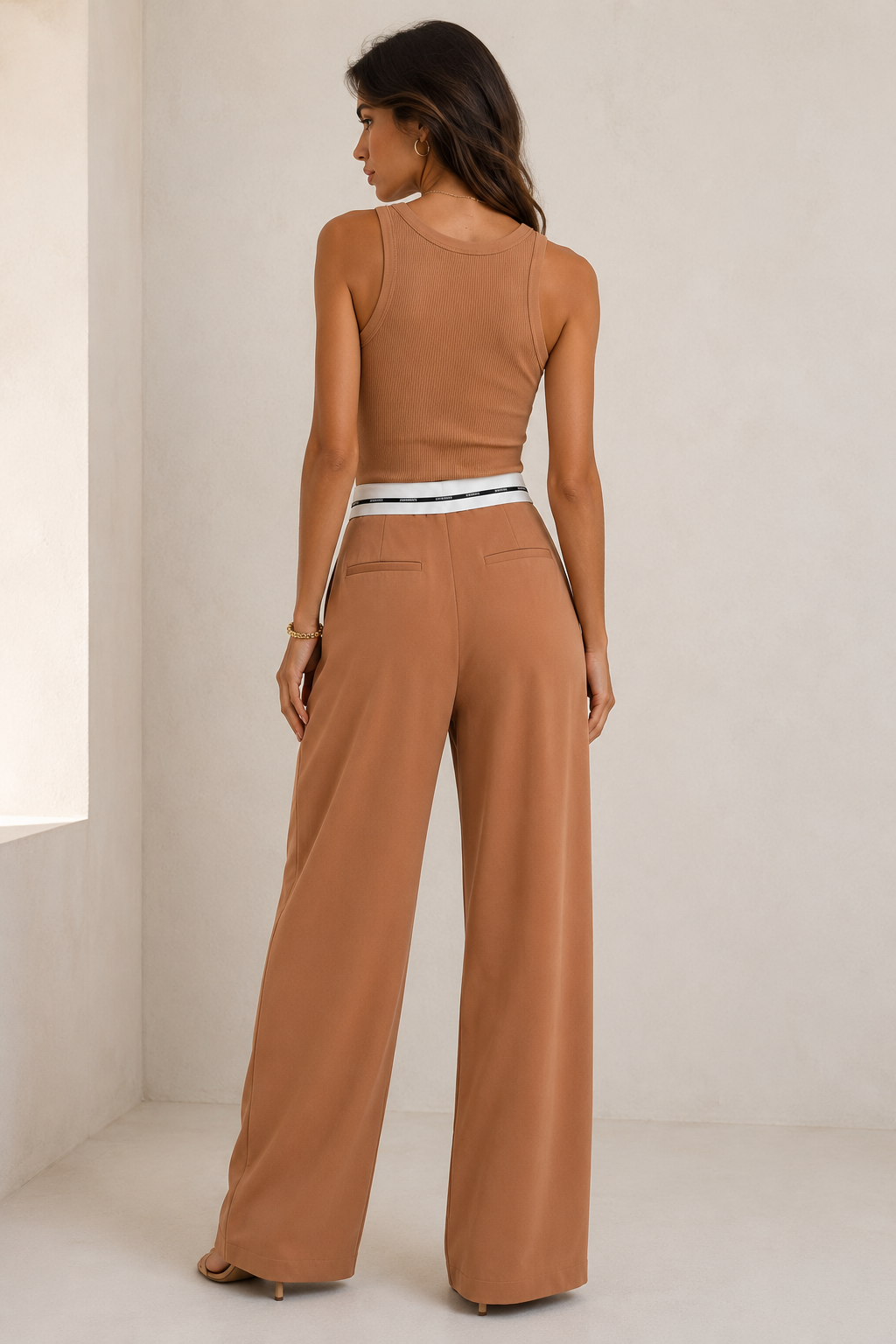 Pantalone palazzo Hinnominate color cammello