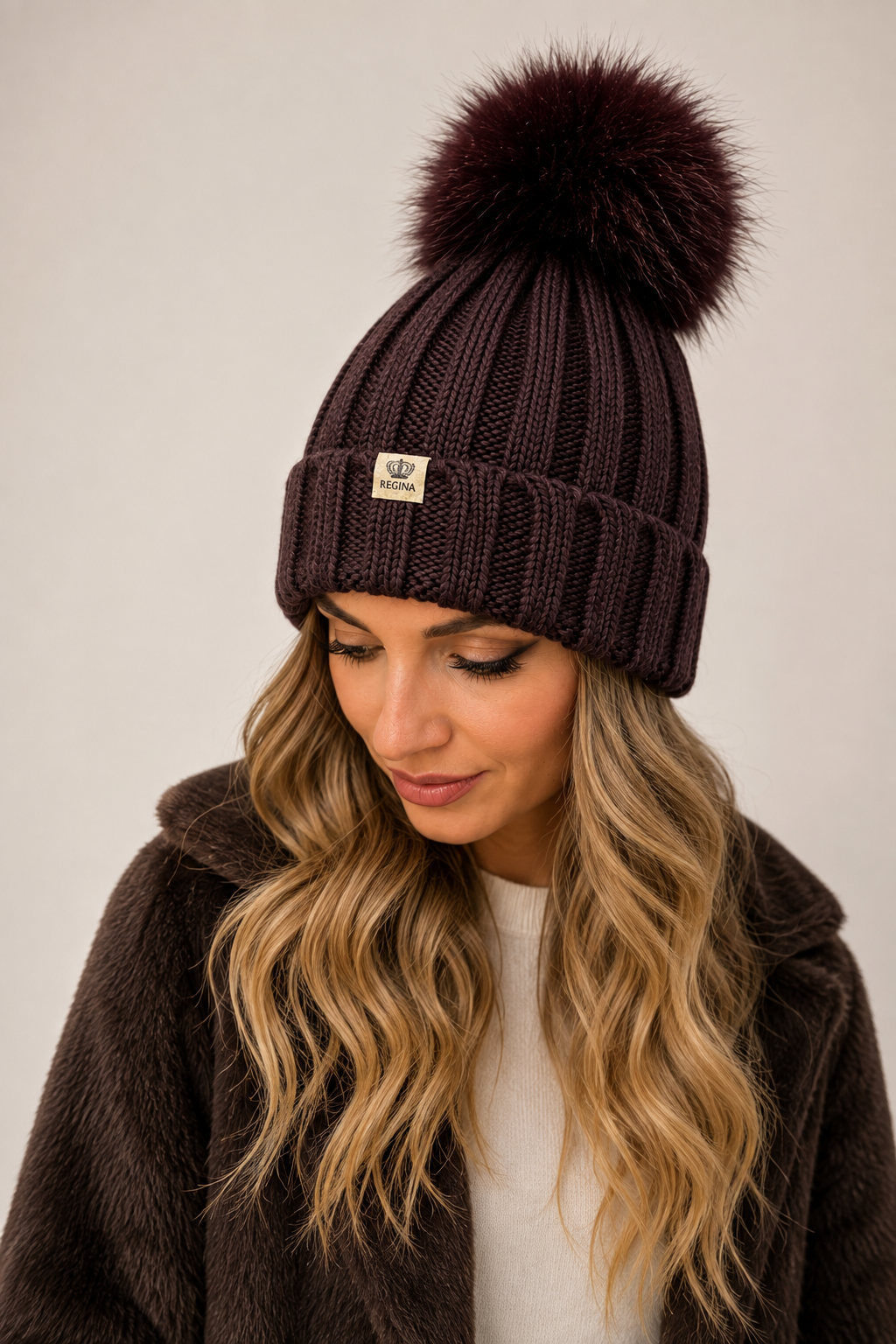 Cappello Regina 100% Lana – Bordeaux