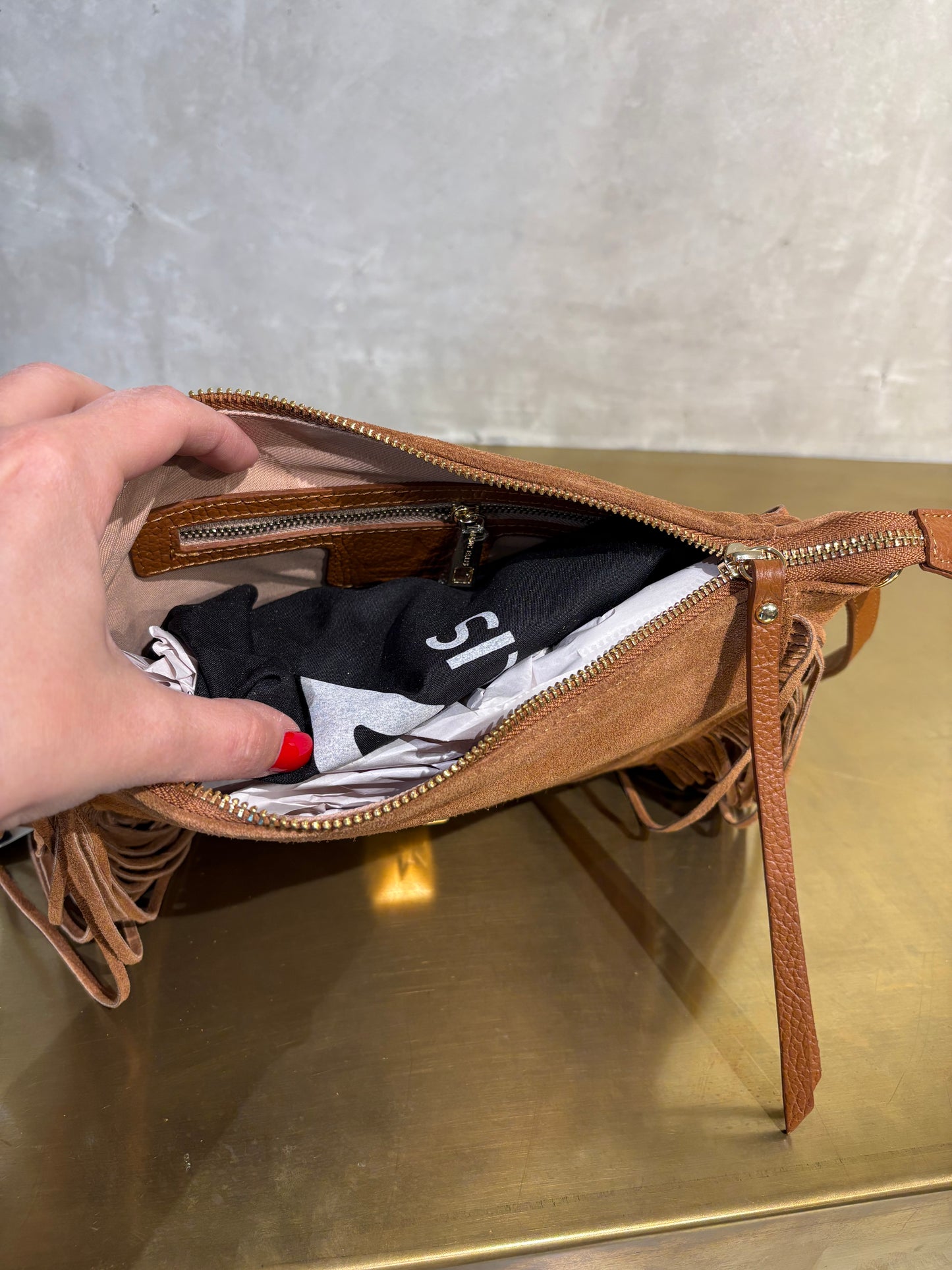 BORSA SCAMOSCIATA Calira