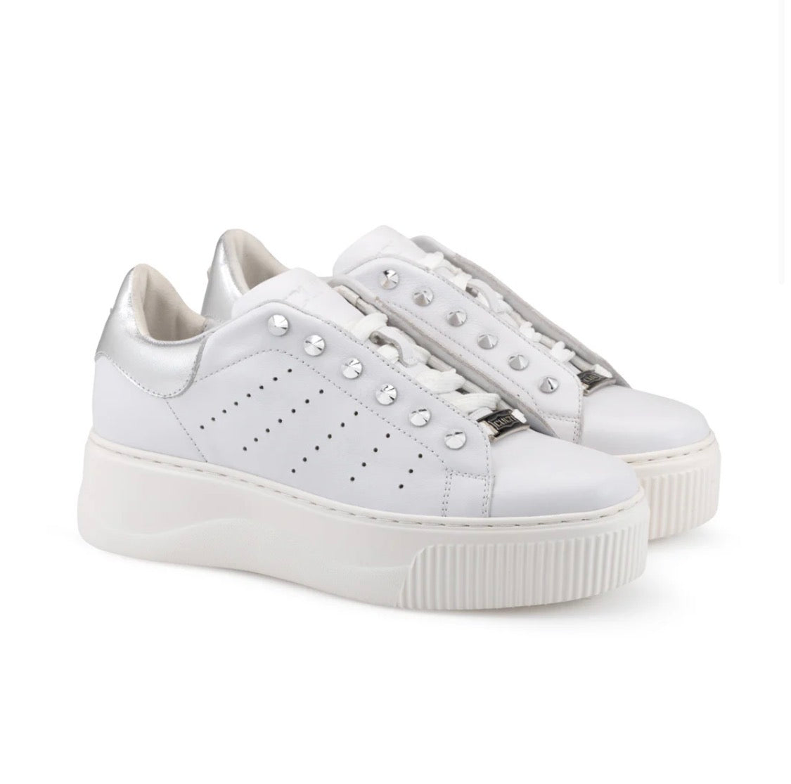 SNEAKERS CULT PLATFORM