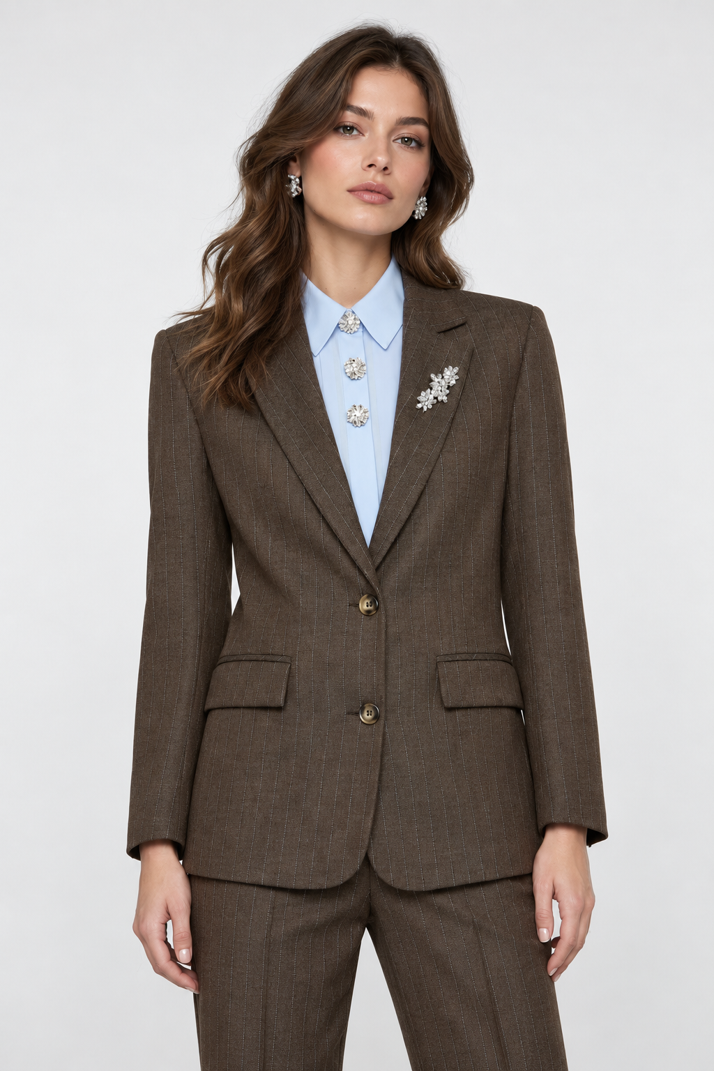 Giacca LEMAY Gessata con Spilla Strass