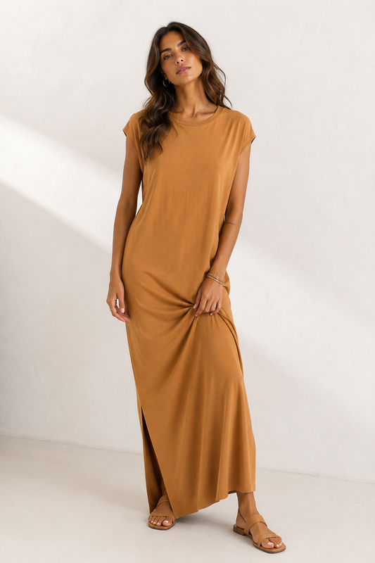 Abito lungo Hinnominate color cammello