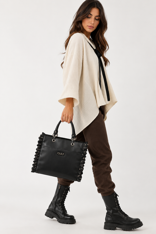 Borsa CULT Yoko – Shopper nera con ruches e borchie