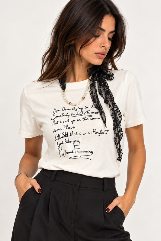 T-shirt Fracomina con collana pizzo e perle – Cream