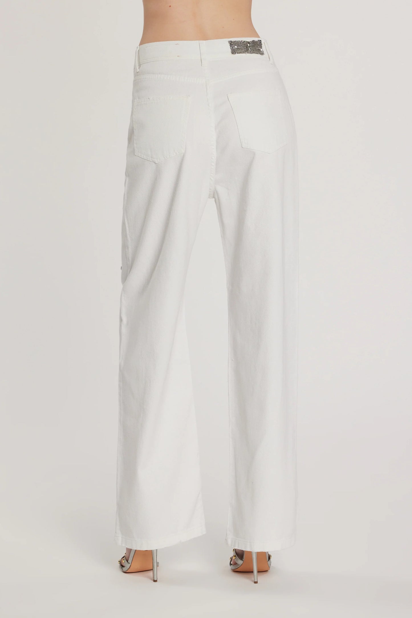 Pantalone GISELLE_15 vita media cinque tasche con applicazioni pietre loose fit bull