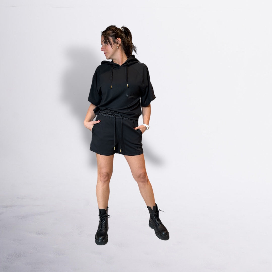 FELPA MANICA CORTA CON CAPPUCCIO HINNOMINATE